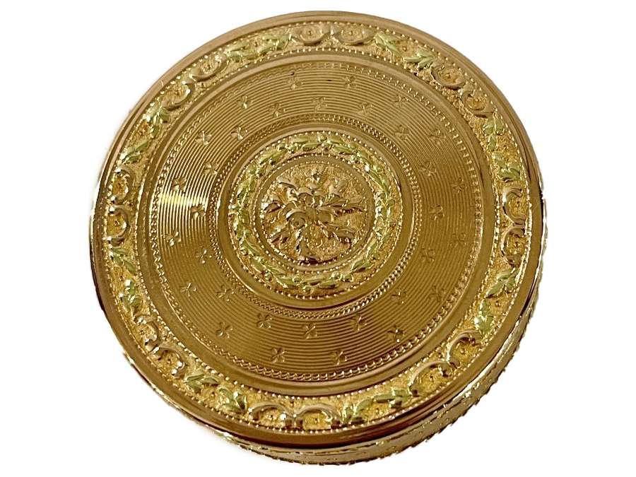 Gold bezel box, Louis XVI period