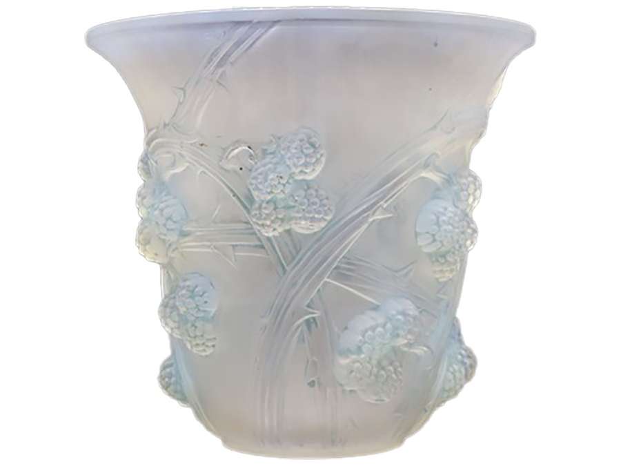 René Lalique: Vase blanc opalescent+ en verre de 20ème siècle