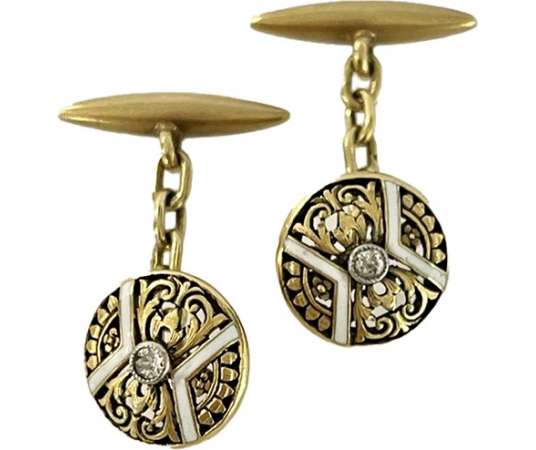 Cufflinks in gold, enamel and diamonds