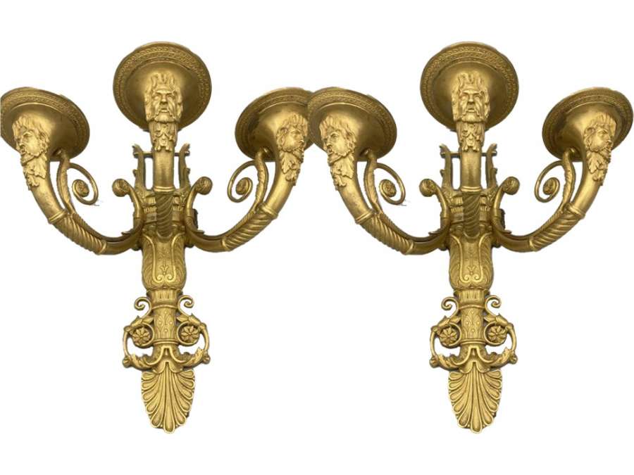 Pair of gilt bronze sconces. XIXth century, Restoration.