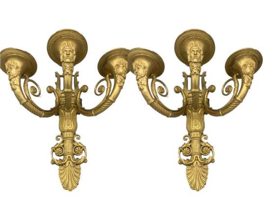 Pair of gilt bronze sconces. XIXth century, Restoration.