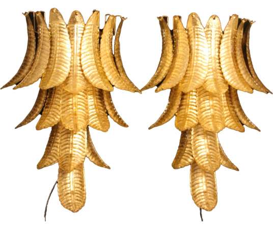 Paire d’appliques longues en verre de Murano doré en forme de palmier