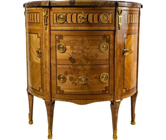 Commode d'époque Napoléon III (1852 - 1870). XIXème siècle.