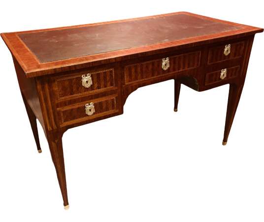 Wooden desk+ in Louis XVI style. late 18th/early 19th century