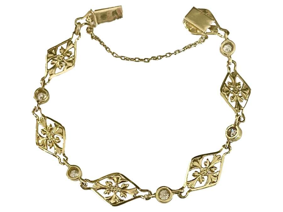 Art-Nouveau bracelet in gold and diamonds