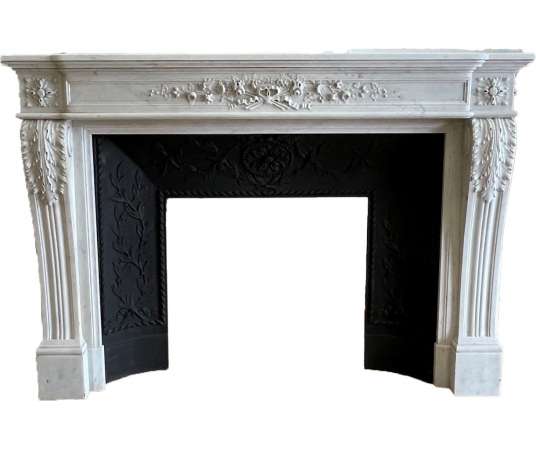 Beautiful and fine old Louis XVI style fireplace, sculpted band of an olive branch and roses.