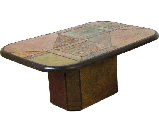 Table Basse vintage en marqueterie de pierre et laiton du 20ème siècle