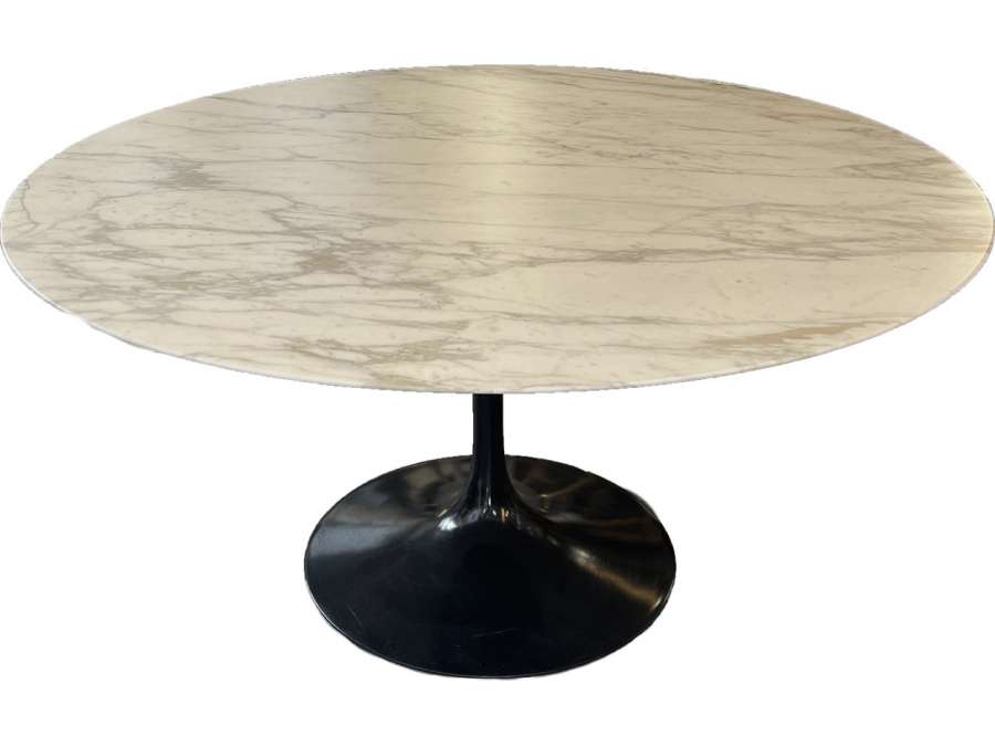 Eero Saarinen: Saarinen+ table in calacatta marble from the 20th century