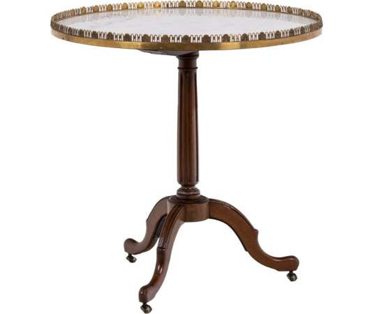 Directoire style pedestal table in mahogany. Circa 1900