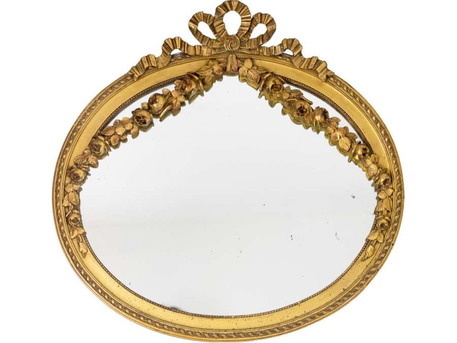 Louis XVI style mirror in wood. Circa 1880