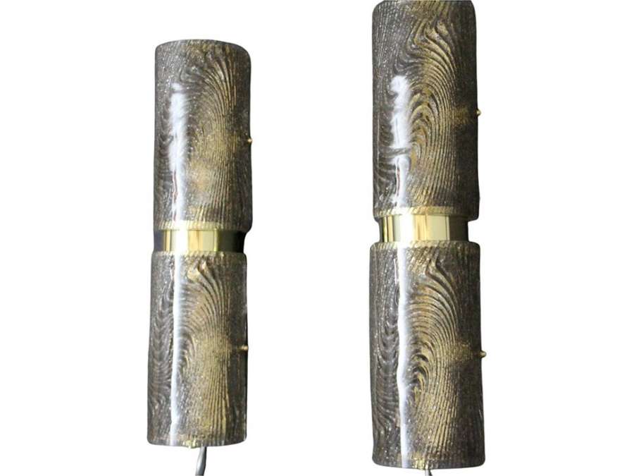 Paire d’appliques longues en verre de Murano givré fumé,+Appliques en forme de cylindre