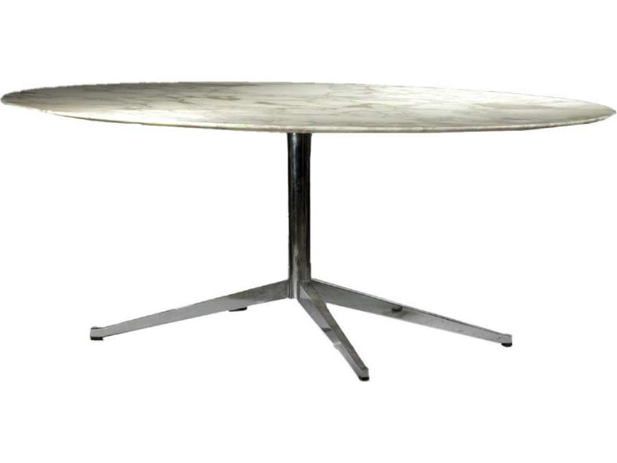 Florence Knoll: 20th century marble dining table