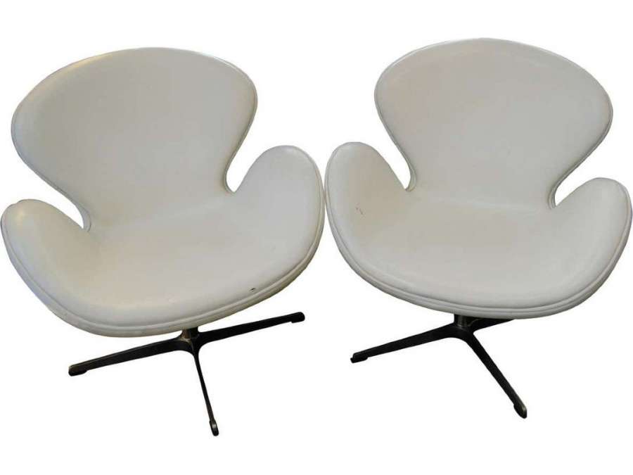 Arne Jacobsen, Paire de Fauteuils "Swan", Cuir Blanc, XXème - Sièges Design