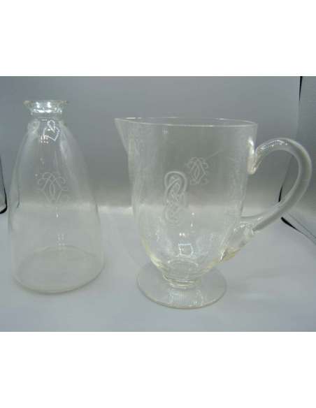 Lalique France, Suite of glasses "Guebwiller" 37 Pieces, 1 pitcher, 1 Decanter - wine glasses, old glasses services-Bozaart