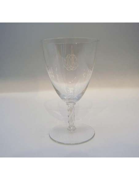 Lalique France, Suite de verres "Guebwiller" 37 Pieces, 1 broc, 1 Carafe - verres à vin, services verres anciens-Bozaart