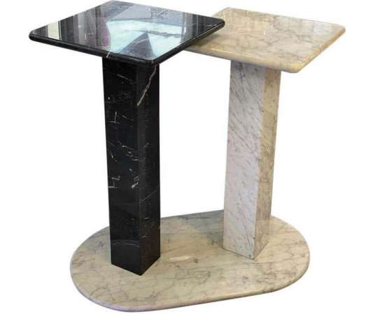 Black And White Marble Fifth Wheel - columns, fifth wheels
