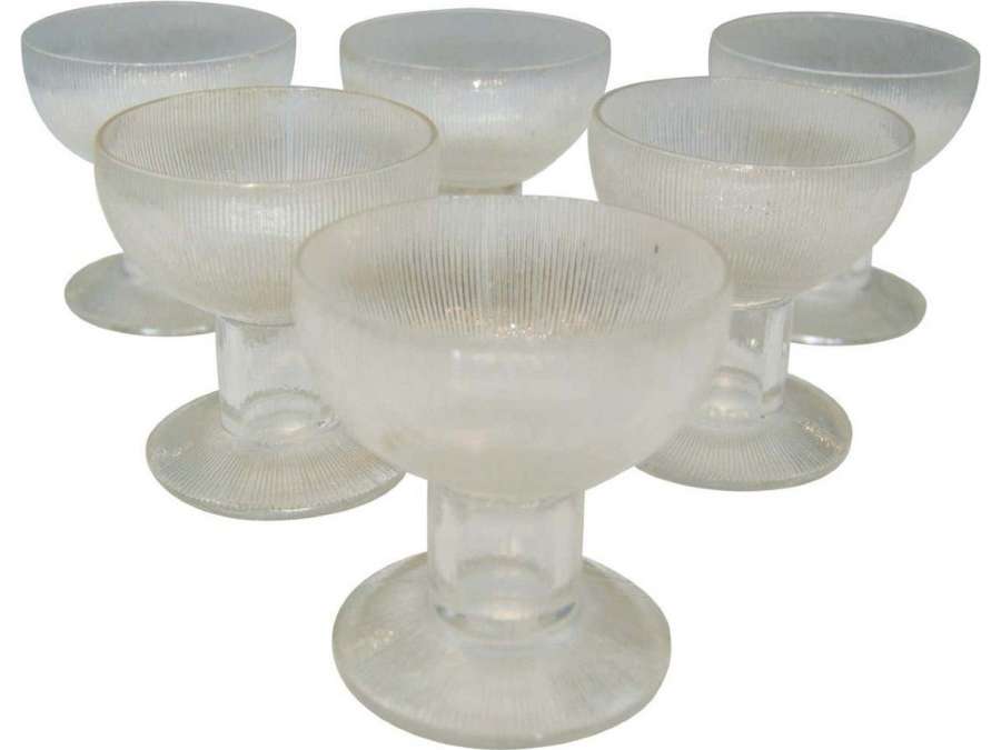 René Lalique: 6 glasses + "WINGEN" model from 20th century