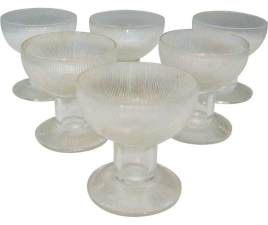 René Lalique (1860-1945), 6 verres du modèle - verres à vin, services verres anciens