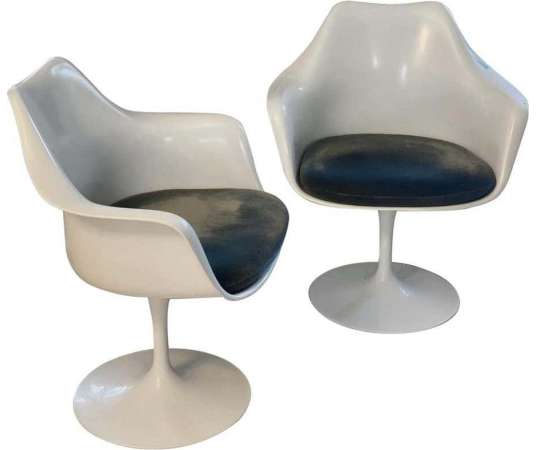 Knoll & Eero Saarinen : Pair Of Tulip Armchairs - Design Seats