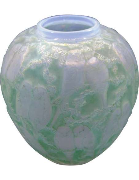 René Lalique (1860-1945) Vase "Perruches" Patiné Vert - vases et objets en verre-Bozaart