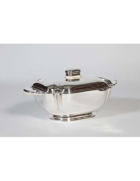 Centerpiece in the shape of a soup tureen in solid silver - Art Deco style - 20th century - Goldsmith R. Ruys --Bozaart