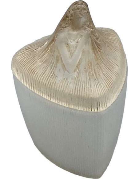 RenÉ Lalique : Coty, For Coty, 1912 Triangular Ointment Jar - vases and glass objects-Bozaart