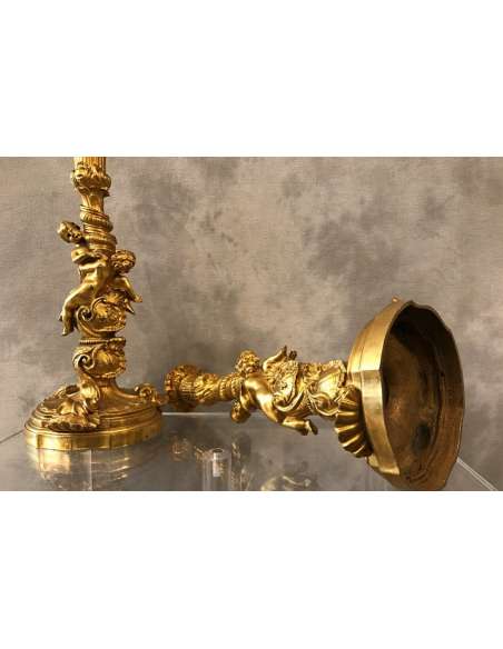 Paire En Flambeaux Louis XV En Bronze Doré D’époque 18ème - Bougeoirs - Flambeaux-Bozaart