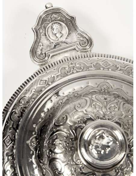 Vegetable dish with ears in silver XIXth - -Silverware Lagriffoul and Laval --Bozaart