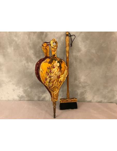 Delightful Fireplace Set With A Large Bellows And A Matching 19th Century Broom - chenets, fireplace accessories-Bozaart