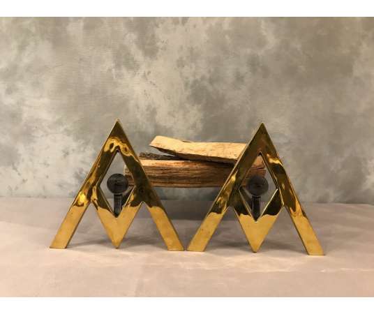 Art Deco Brass Tracks In Polished Iron. - kennels, fireplace accessories