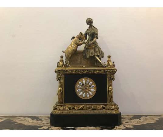 Bronze And Marble Clock from the 19th century - antique clocks