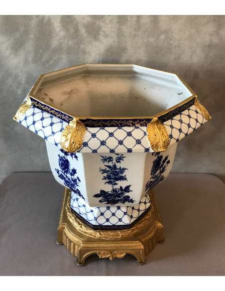 Large Porcelain And Bronze Pot Holder From The Late 19th Century - planters, pot holders-Bozaart