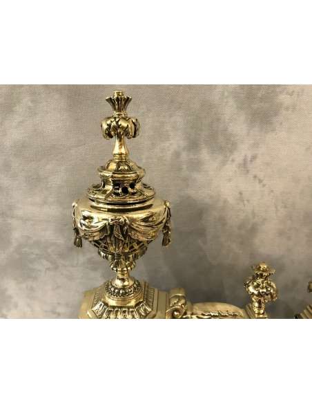 Paire De Chenets En Bronze Poli D’époque 19 ème De Style Louis XVI - chenets, accessoires de cheminée-Bozaart