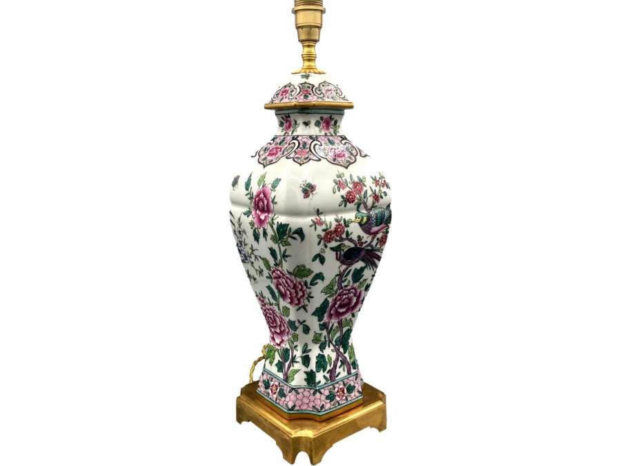 Bird lamp in porcelain +Late 19th century