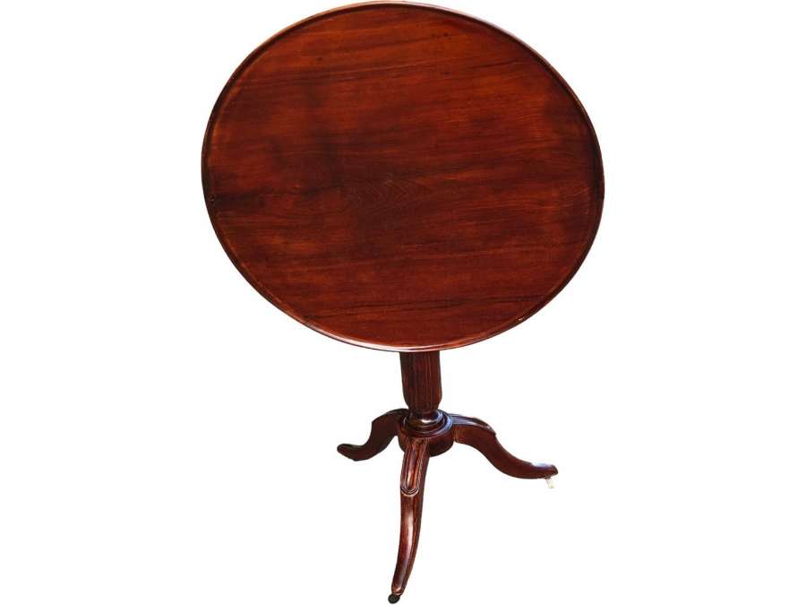 Tilting Mahogany Pedestal Table from the Louis XVI period