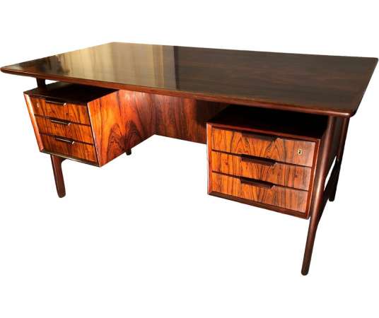 Rosewood Directional Desk, Model 75 Manufacture Omann Jun Denmark - Desks