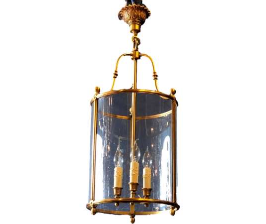 Lanterne de style Louis-XVI.