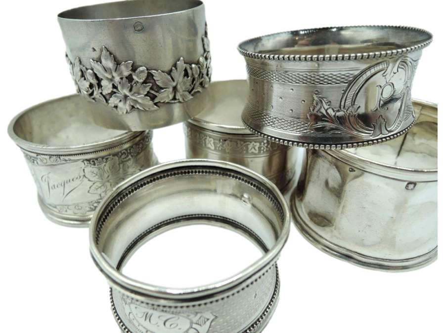 Napkin rings+ in solid silver from the 19th century