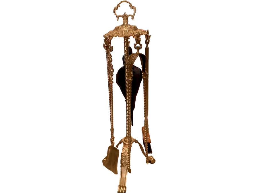 Nécessaire De Cheminée De Style Louis XVI +Epoque Napoléon III En Bronze Doré