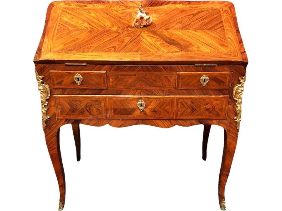 Louis XV Desk Called "donkey's Back” In Violet Wood Veneer From The Eighteenth Century