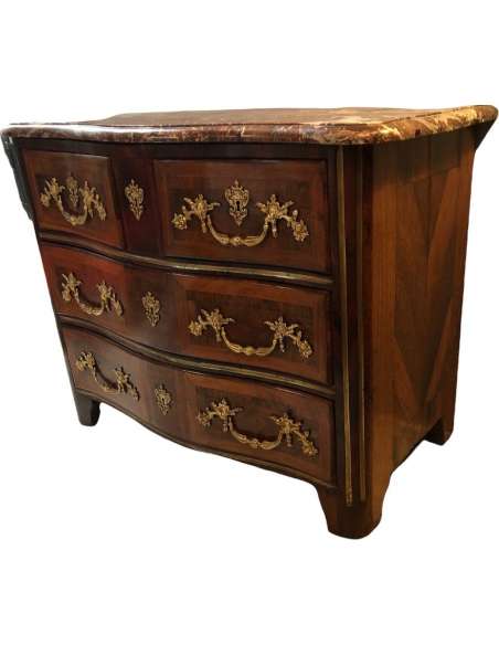 Commode d'époque Louis XIV En Bois De Placage Ouvrant Par 4 Tiroirs - Commodes-Bozaart