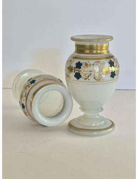 Pair Of Soapy Opaline Vases - Opalines, enameled glasses-Bozaart