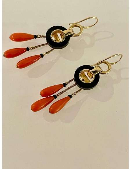 Pendants d'Oreilles En Or, Onyx Et Corail - Boucles d'oreille-Bozaart