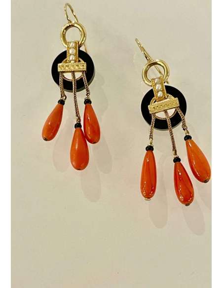 Pendants d'Oreilles En Or, Onyx Et Corail - Boucles d'oreille-Bozaart