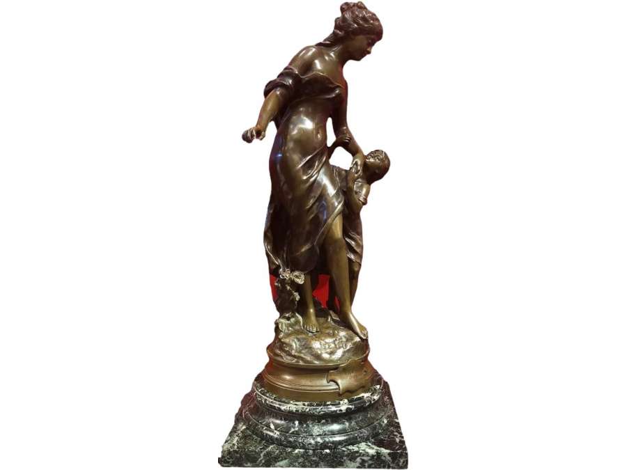 The Bronze Recognition Signed 19th Century By Moreau Mathurin