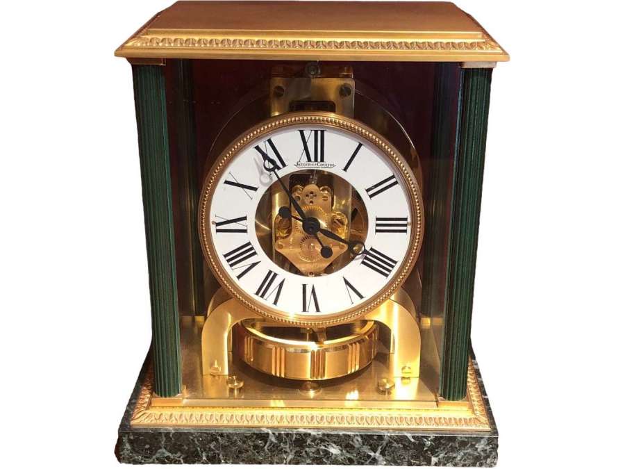 Pendule Atmos Jaeger-lecoultre Modèle Vendôme Socle En Marbre Vert - pendules anciennes