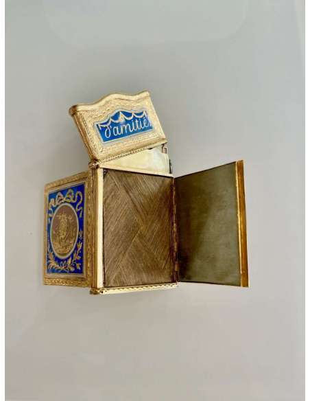 Gold And Enamel Secret Box Of The XVIII Century - boxes, cases, necessary, boxes-Bozaart