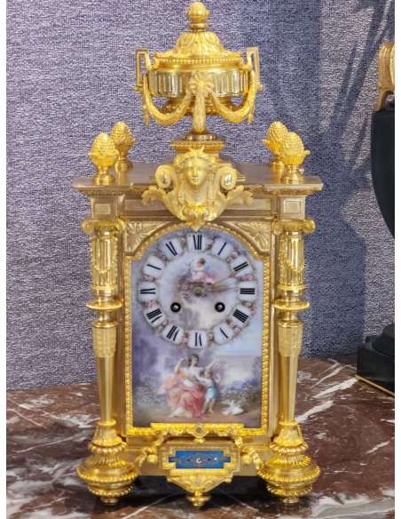 Pendulum Sevres Plates And Gilded Bronze With The Theme Of Love - antique Clocks-Bozaart