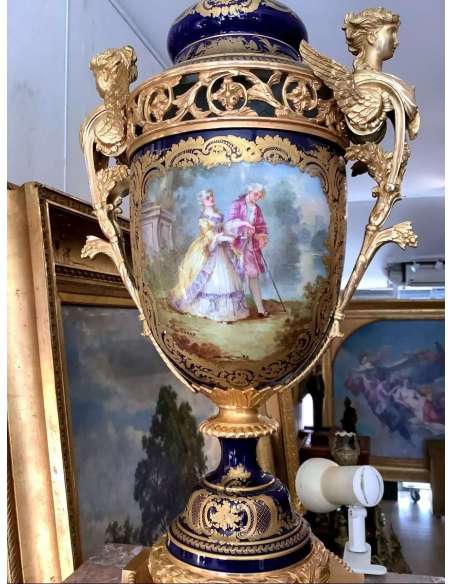 Pair Of Sevres Porcelain Vases with Gilded Bronze Frame from the 19th Century - Objects, decoration, porcelain vases-Bozaart