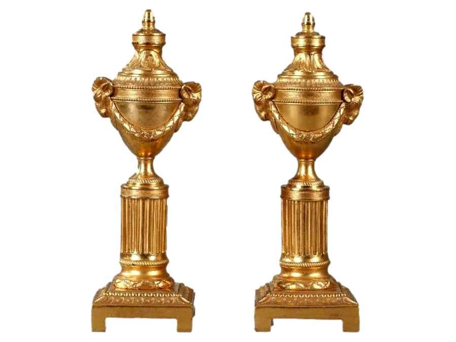 Pair of reversible cassolettes in bronze+ XIXth century in the Louis XVI style